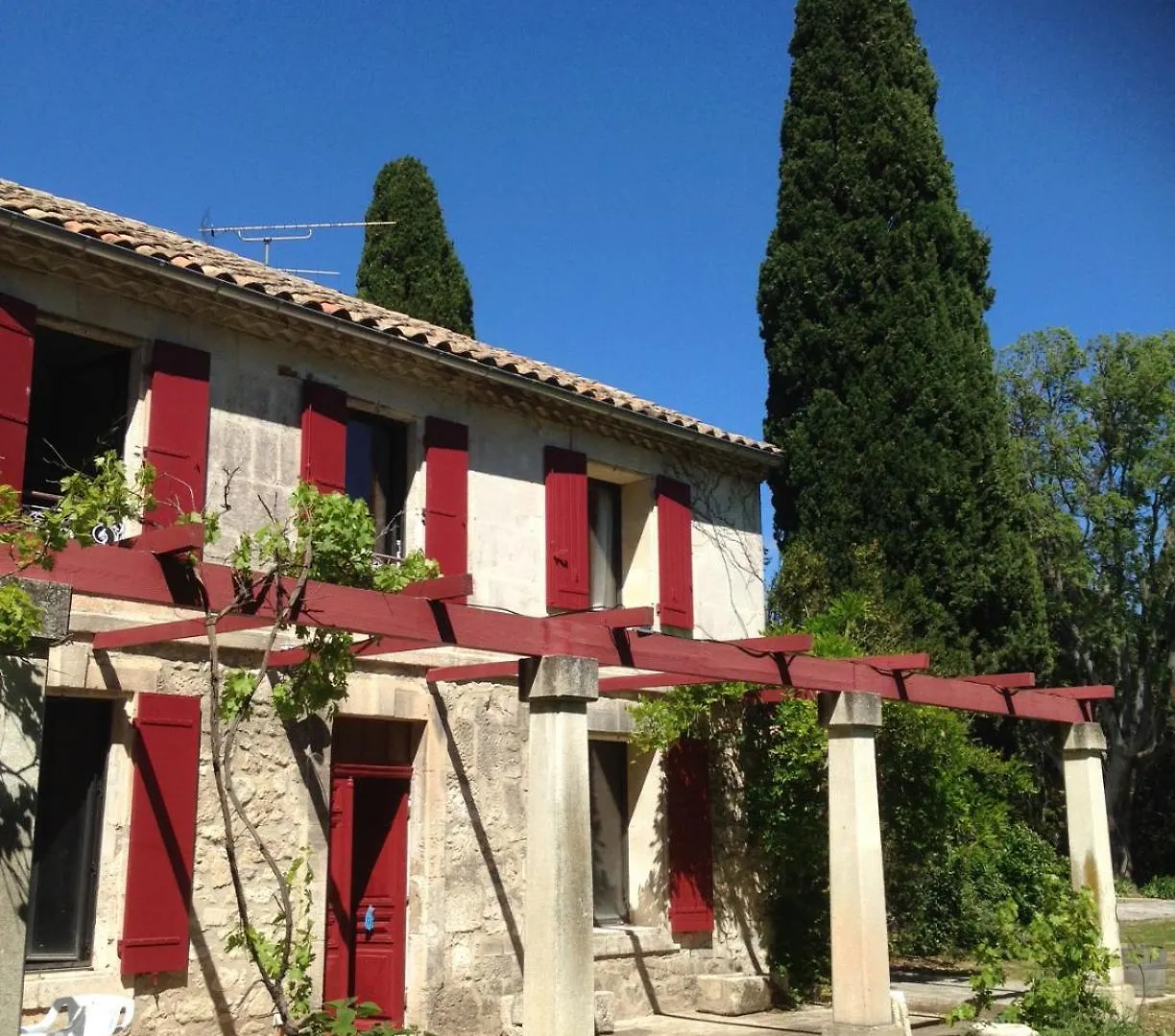 Villa Beautiful Provencal Mas With Pool In The Center Of The Village Of Maussane Les Alpilles - Sleeps 14