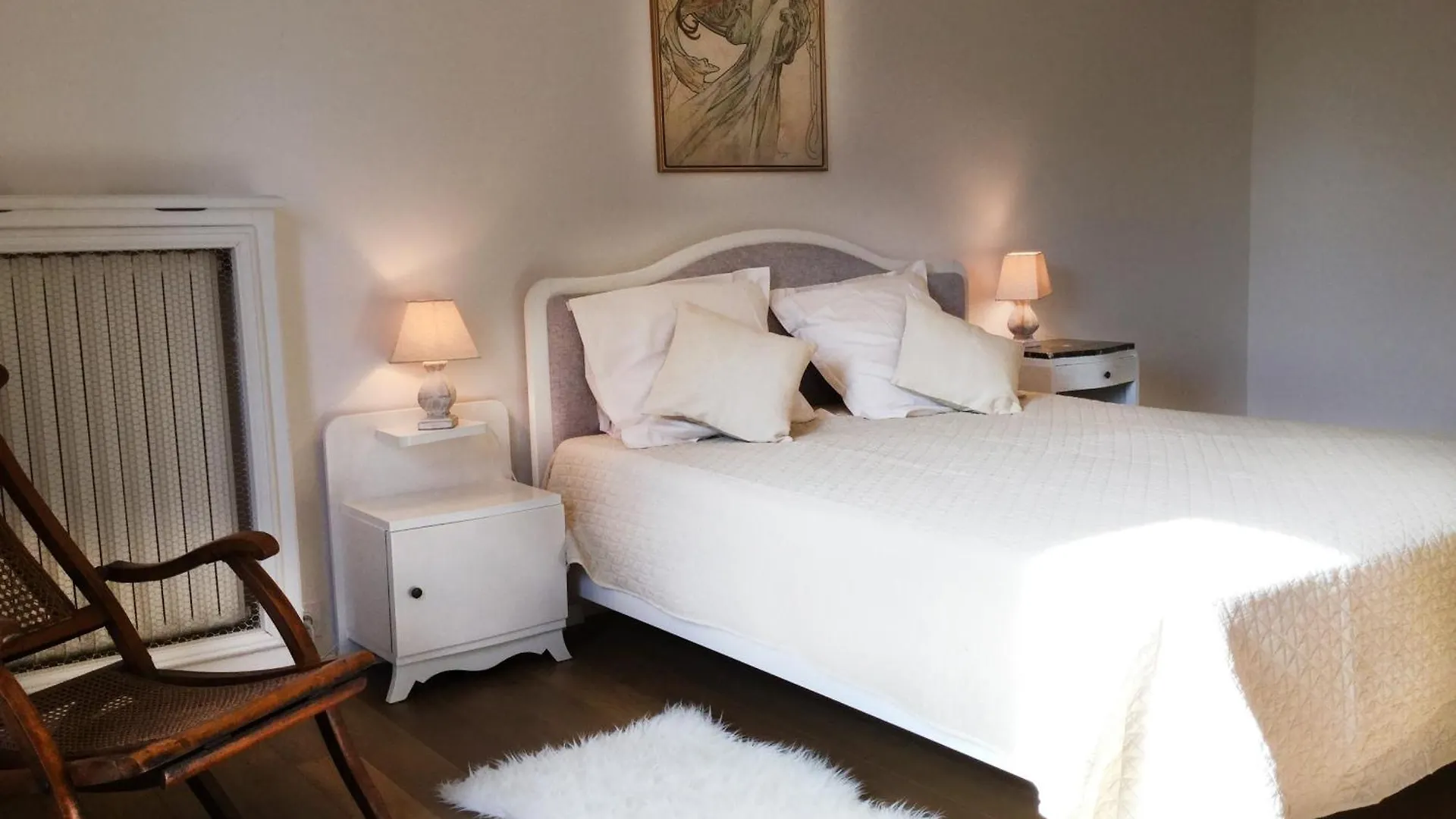 Villa Beautiful Provencal Mas With Pool In The Center Of The Village Of Maussane Les Alpilles - Sleeps 14 France